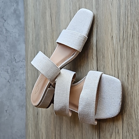 Joie Natural Beige Gold Shimmer Linen Strappy Slip On Nolita Sandals 7.5 NWT - Picture 1 of 7